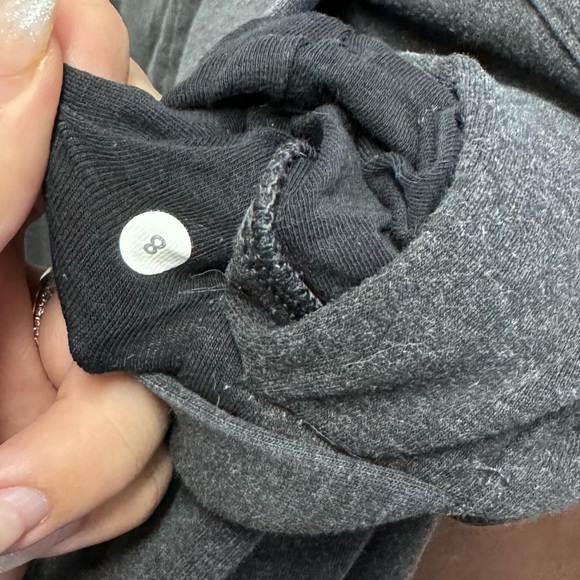Lululemon Gratitude Wrap grey size 8 - Picture 6 of 6